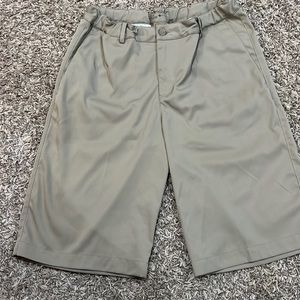XL Youth boys khaki Nike Golf Shorts